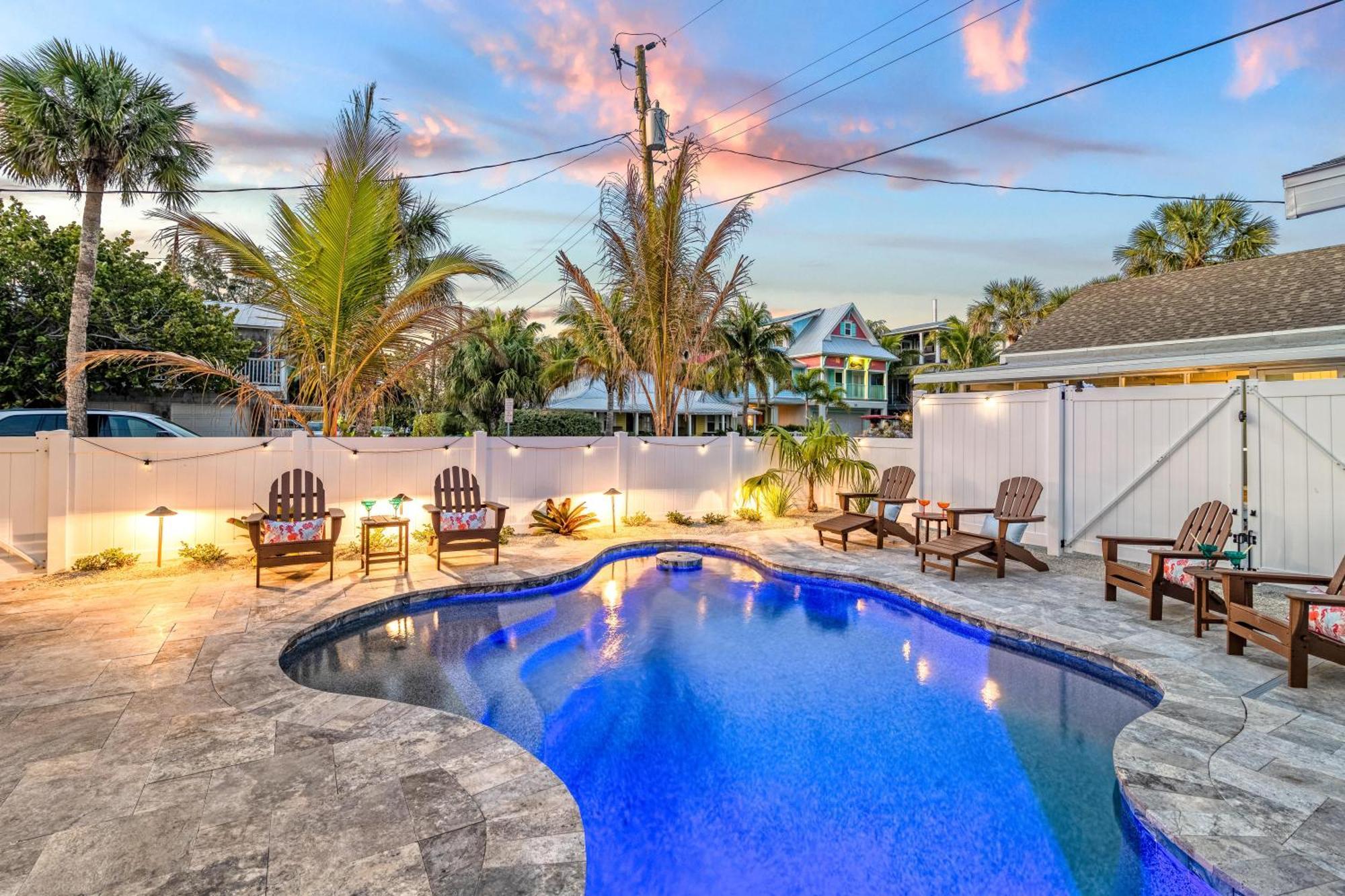Salty Sister - 302 Villa Anna Maria Exterior photo